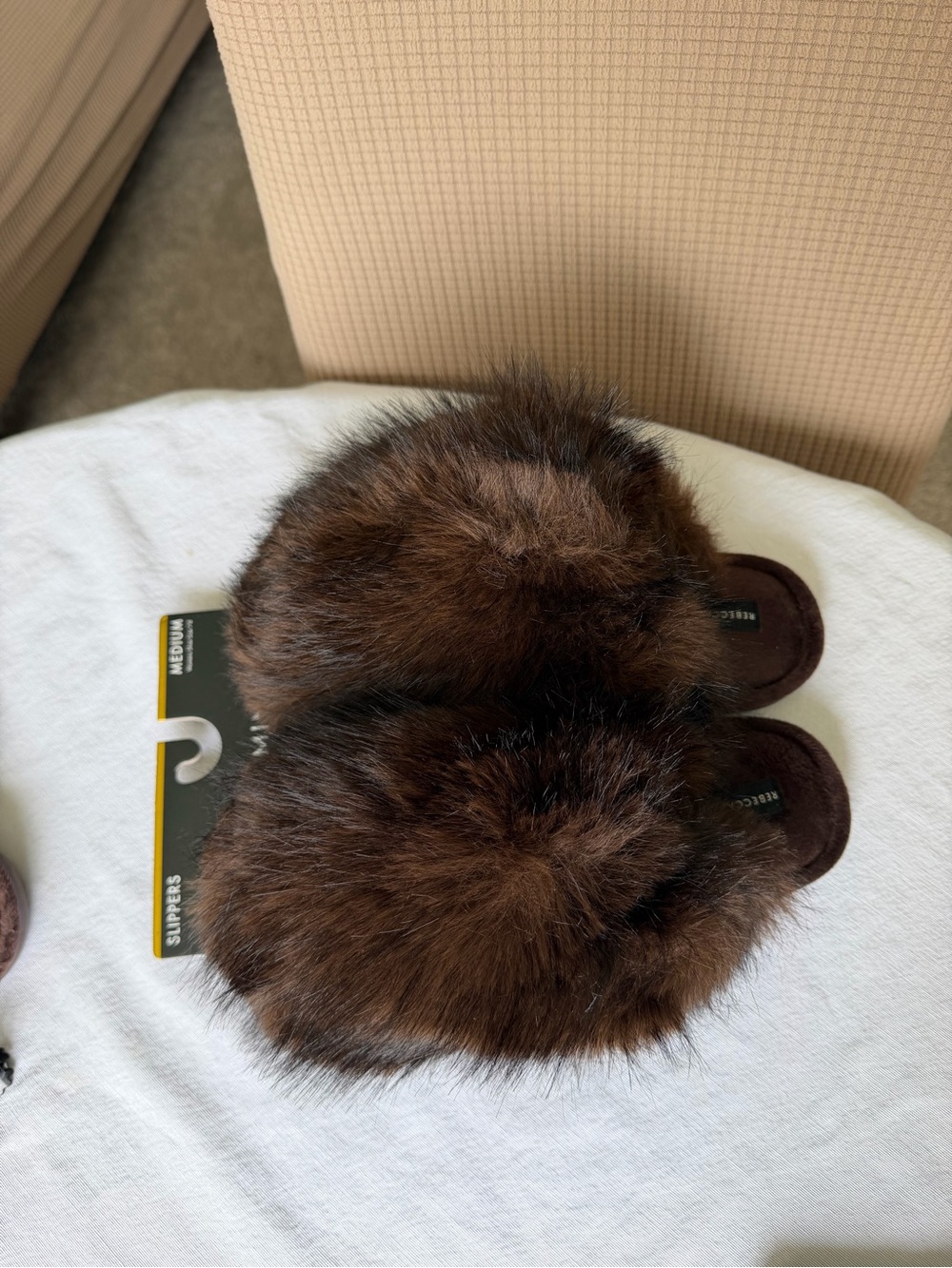 Rebecca Minkoff brown fur medium size new slippers - Picture 4 of 5